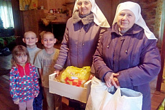 Служба помощи «Милосердие» собрала почти 17 тыс. подарков на Рождество