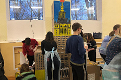В центре "Каховские ромашки" окунулись в "Вернисаж чувств"
