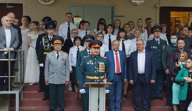 Выпуск кадетов в Московском кадетском корпусе Технического пожарно-спасательного колледжа имени Героя Российской Федерации В.М. Максимчука