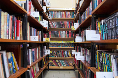 В библиотеках Зюзина начинается проект "Списанные книги"